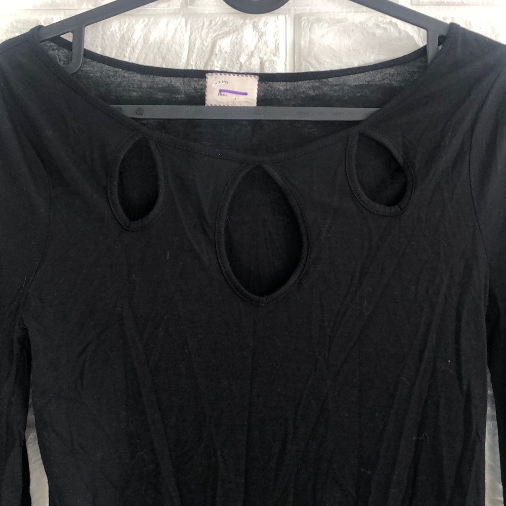 Anthro Postcard teardrop‎ cutout top